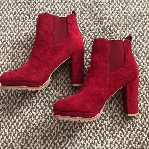 Red Boots - Picture 3 of 4